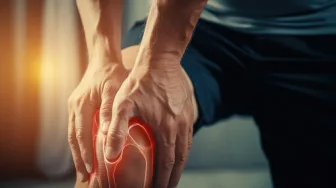 Gonfiore improvviso del ginocchio: e se fosse artrite reattiva?